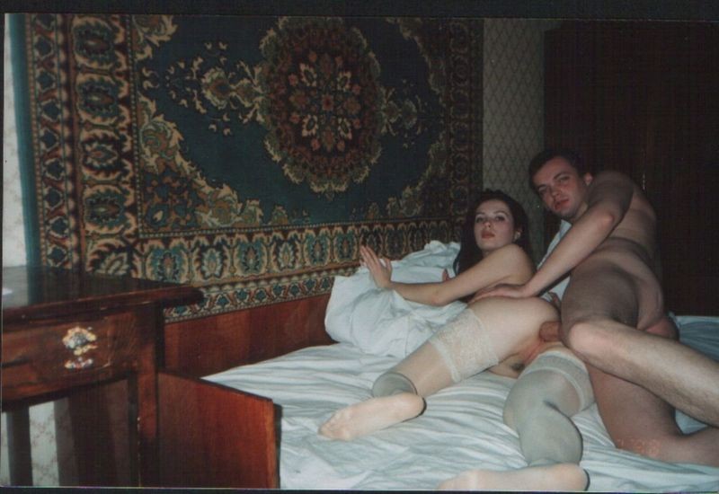 Eastern European Housewife Fucking Hard On Retro Vintage Amateur Porn